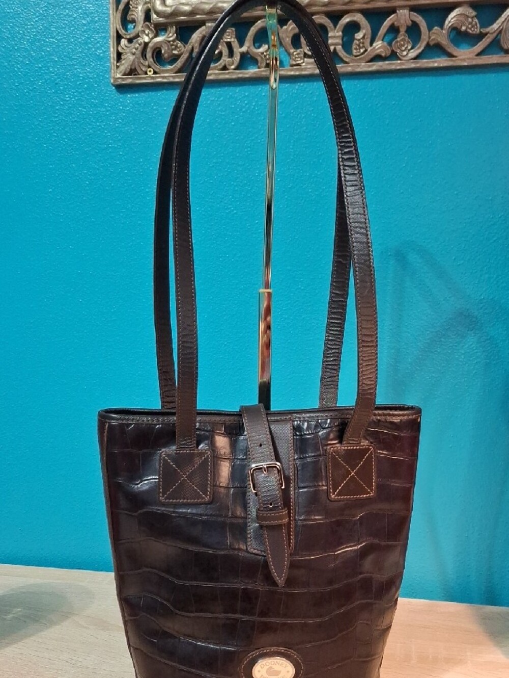 Dooney & Bourke North/South Dark Espressp Croc-Embossed Leather Tote Vintage - Picture 2 of 9